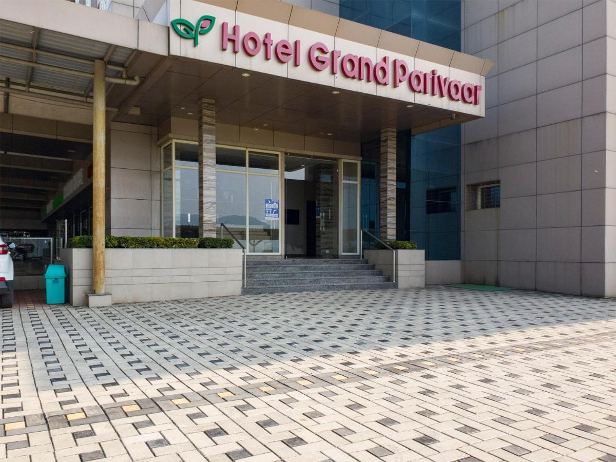 格兰德帕里瓦酒店 伊加特普里 外观 照片